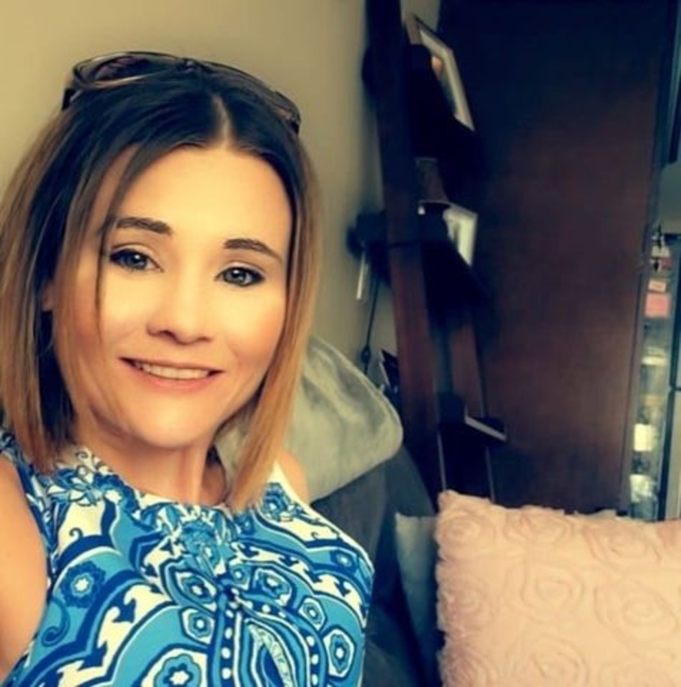 Meet your Posher, Alicia